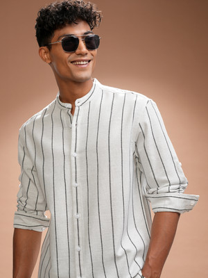 HIGHLANDER Men Striped Casual Grey Shirt