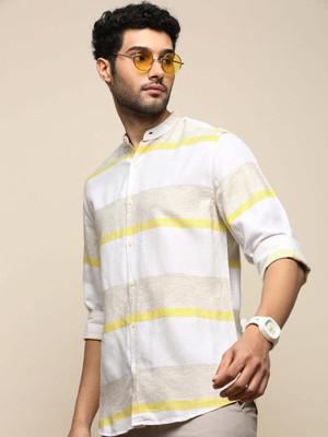 INVICTUS Men Striped Casual Beige Shirt