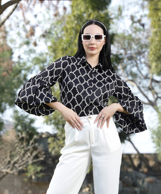 PLUSS Women Printed Casual Black, White Shirt