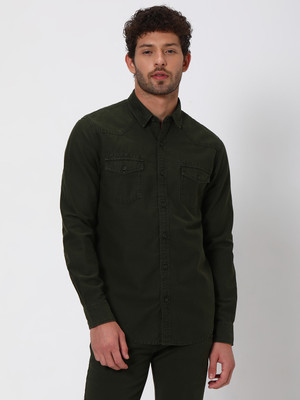 MUFTI Men Solid Casual Green Shirt
