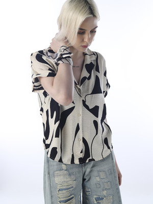 ONLY Women Printed Casual Beige, Black Shirt
