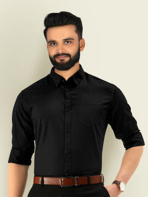 LAMATTE Men Solid Formal Black Shirt