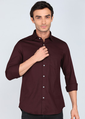 INTEGRITI Men Solid Casual Maroon Shirt