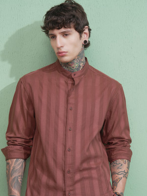 HIGHLANDER Men Striped Casual Brown Shirt