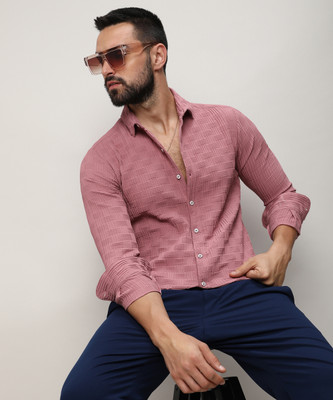 CAMPUS SUTRA Men Solid Casual Pink Shirt