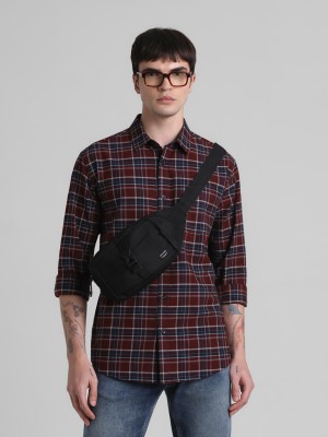 JACK & JONES Men Checkered Casual Maroon, Dark Blue, White Shirt