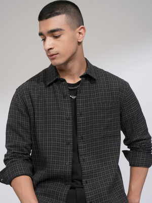 HIGHLANDER Men Checkered Casual Black Shirt