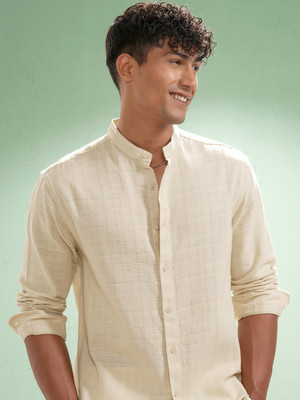 HIGHLANDER Men Self Design Casual Beige Shirt