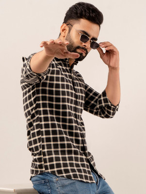 Surhi Men Checkered Casual Black, Gold Shirt