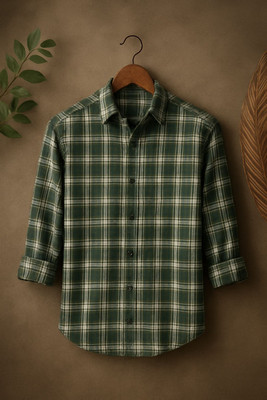 BLEZZA Men Checkered Casual Green, White Shirt