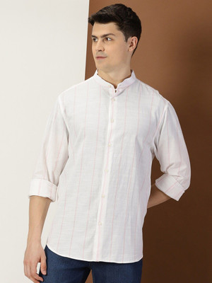 INVICTUS Men Striped Casual White Shirt