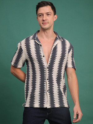 Voroxy Men Striped Casual Black Shirt