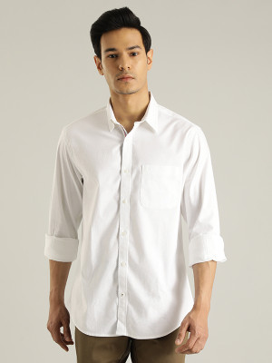 INDIAN TERRAIN Men Solid Casual White Shirt