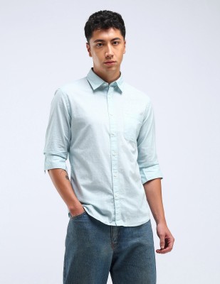 FLYING MACHINE Men Solid Casual Blue Shirt