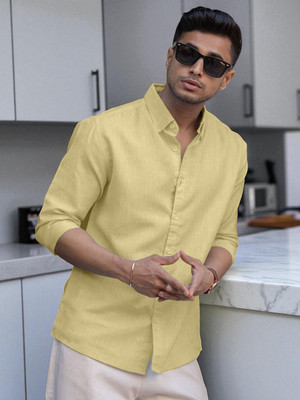 Yanthi Trend Men Solid Casual Yellow Shirt