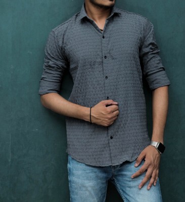 DEVU FASHION Men Solid Casual Grey Shirt