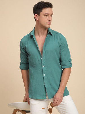 Voroxy Men Solid Casual Green Shirt