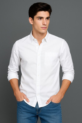 Vooz Men Solid Casual White Shirt