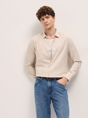 THE BEAR HOUSE Men Striped Casual Beige Shirt