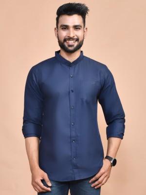 Urbany Men Solid Casual Blue Shirt