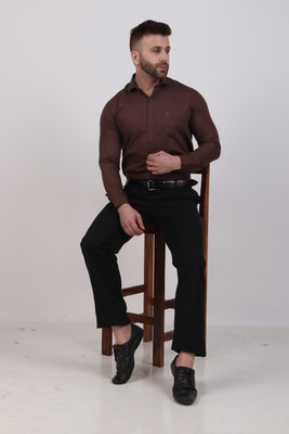 James & Warne Men Solid Casual Brown Shirt