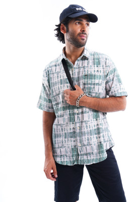 Estilocus Men Self Design Casual Green, White Shirt
