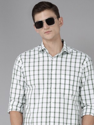 PARK AVENUE Men Checkered Casual Green Shirt