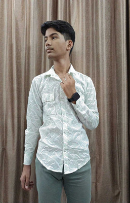 Shreya clothing Men Self Design Casual White Shirt