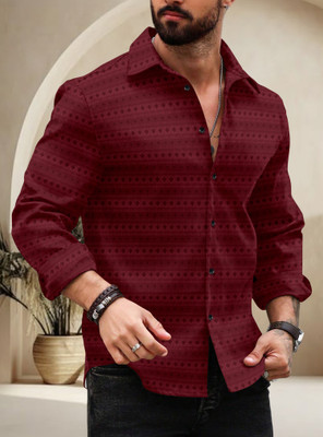 Nofilter Men Self Design Casual Maroon Shirt