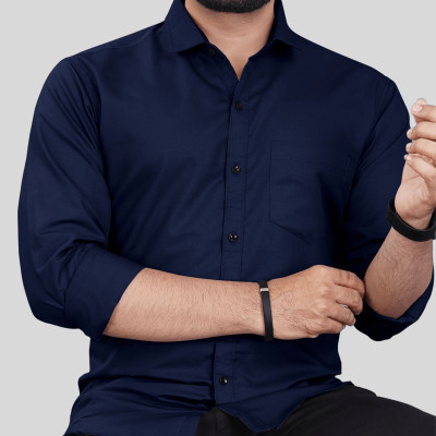 HouseOfCommon Men Solid Casual Dark Blue Shirt
