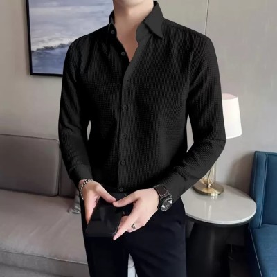 Fashion2wear Men Solid Casual Black Shirt