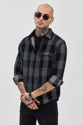 Snitch Men Checkered Casual Black Shirt
