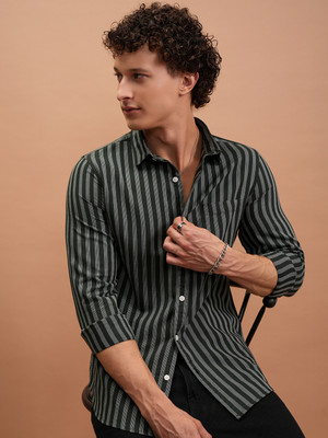 HIGHLANDER Men Striped Casual Green Shirt
