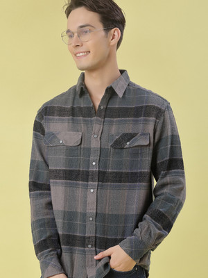 V-MART Men Checkered Casual Green Shirt