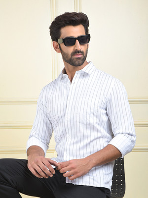 CRIMSOUNE CLUB Men Striped Casual White Shirt