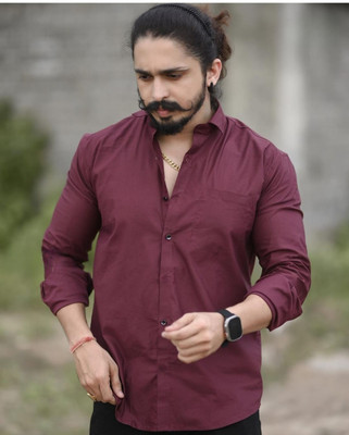 jumi enterprise Men Solid Casual Maroon Shirt
