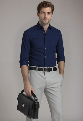 MAENVOG Men Solid Formal Blue Shirt