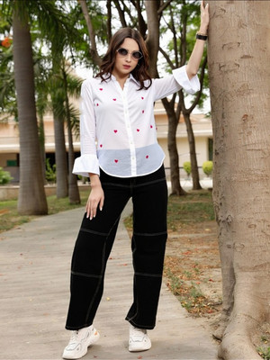 PP Vastram Women Printed Casual White Shirt