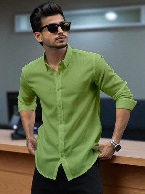 Yanthi Trend Men Solid Casual Light Green Shirt