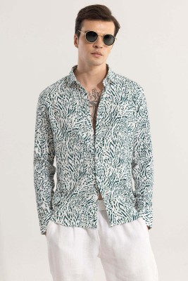 Snitch Men Printed Casual Green Shirt