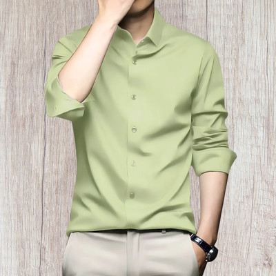 SHREEJI ENTERPRISE Men Solid Casual Green Shirt