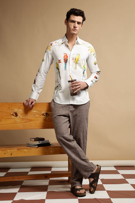 Eszett Men Printed Casual Cream Shirt