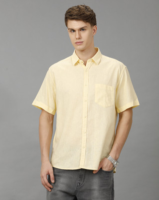 VOI JEANS Men Solid Casual Yellow Shirt