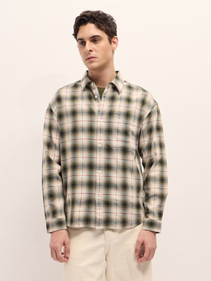 THE BEAR HOUSE Men Checkered Casual Dark Green, Beige Shirt