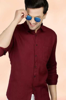 Dadatradings Men Solid Casual Maroon Shirt