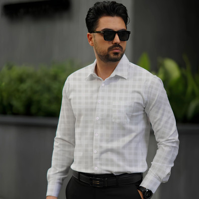 Binayak Men Checkered Formal White Shirt