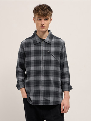THE BEAR HOUSE Men Checkered Casual Grey Shirt