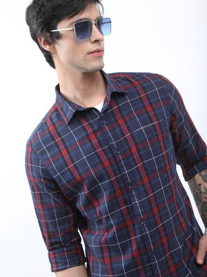 HIGHLANDER Men Checkered Casual Dark Blue Shirt