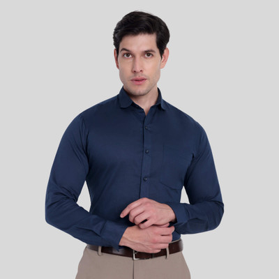 Garment Globe Men Solid Formal Light Blue Shirt