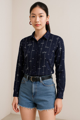 Avyola Women Solid Casual Blue Shirt